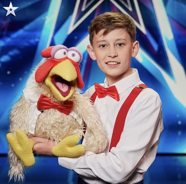 St Helens Theatre Royal 'Chucks' more pantomime casting our way North