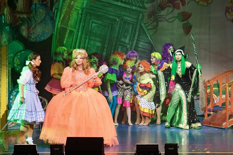 The Wizard of Oz – St Helens Theatre Royal - North West End UK