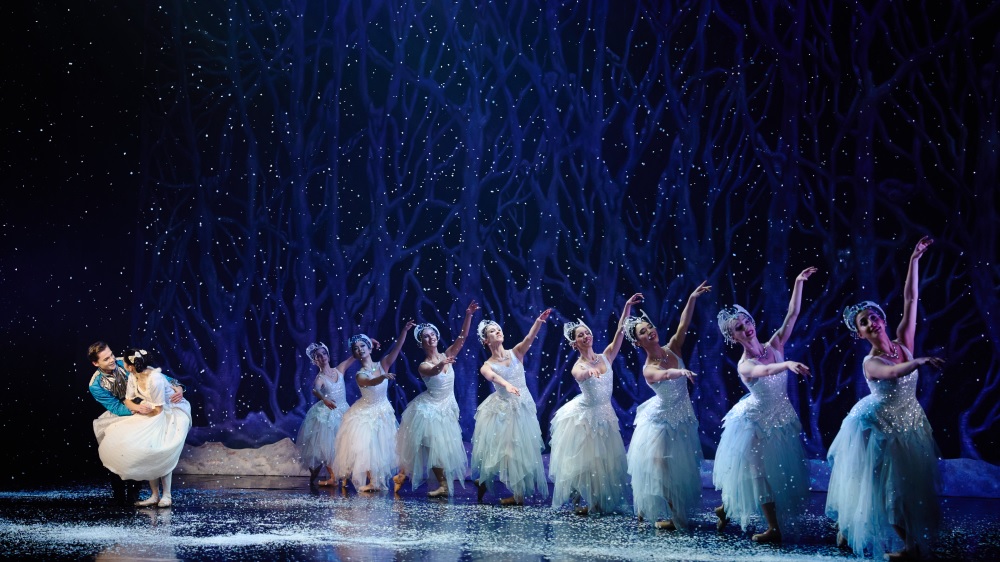 The Nutcracker dances his way to Leeds Grand for a feast of dance